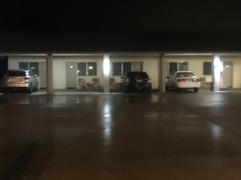 Murray Valley Motel Wodonga Esterno foto