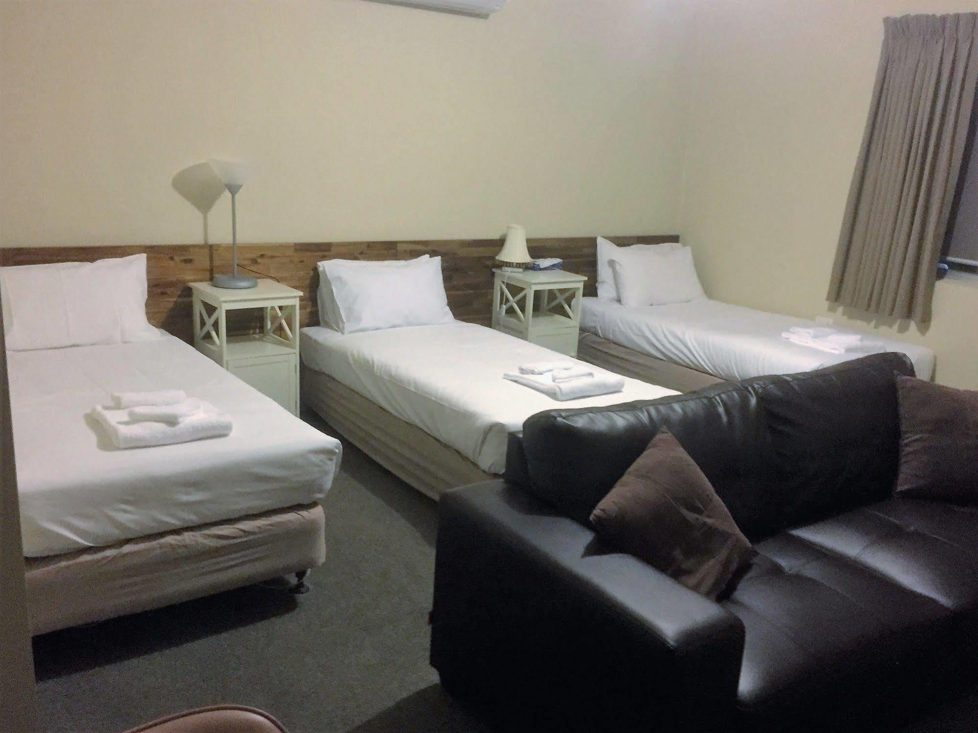 Murray Valley Motel Wodonga Esterno foto