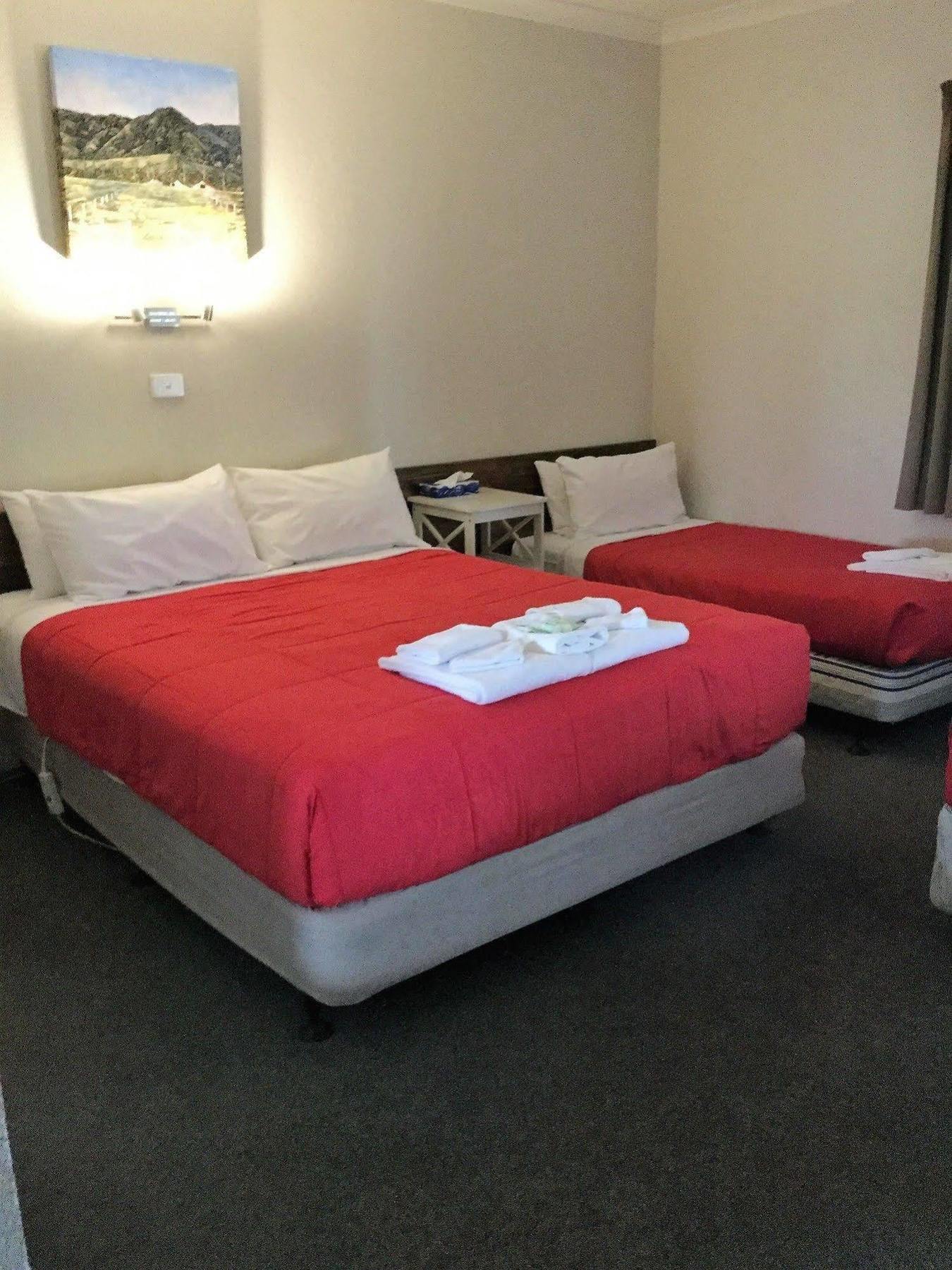 Murray Valley Motel Wodonga Esterno foto
